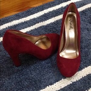Sexy Burgundy Heals!!!!
